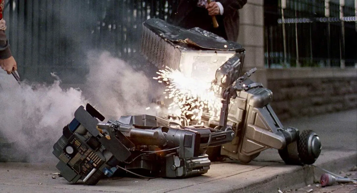Emotional scene from Short Circuit 2